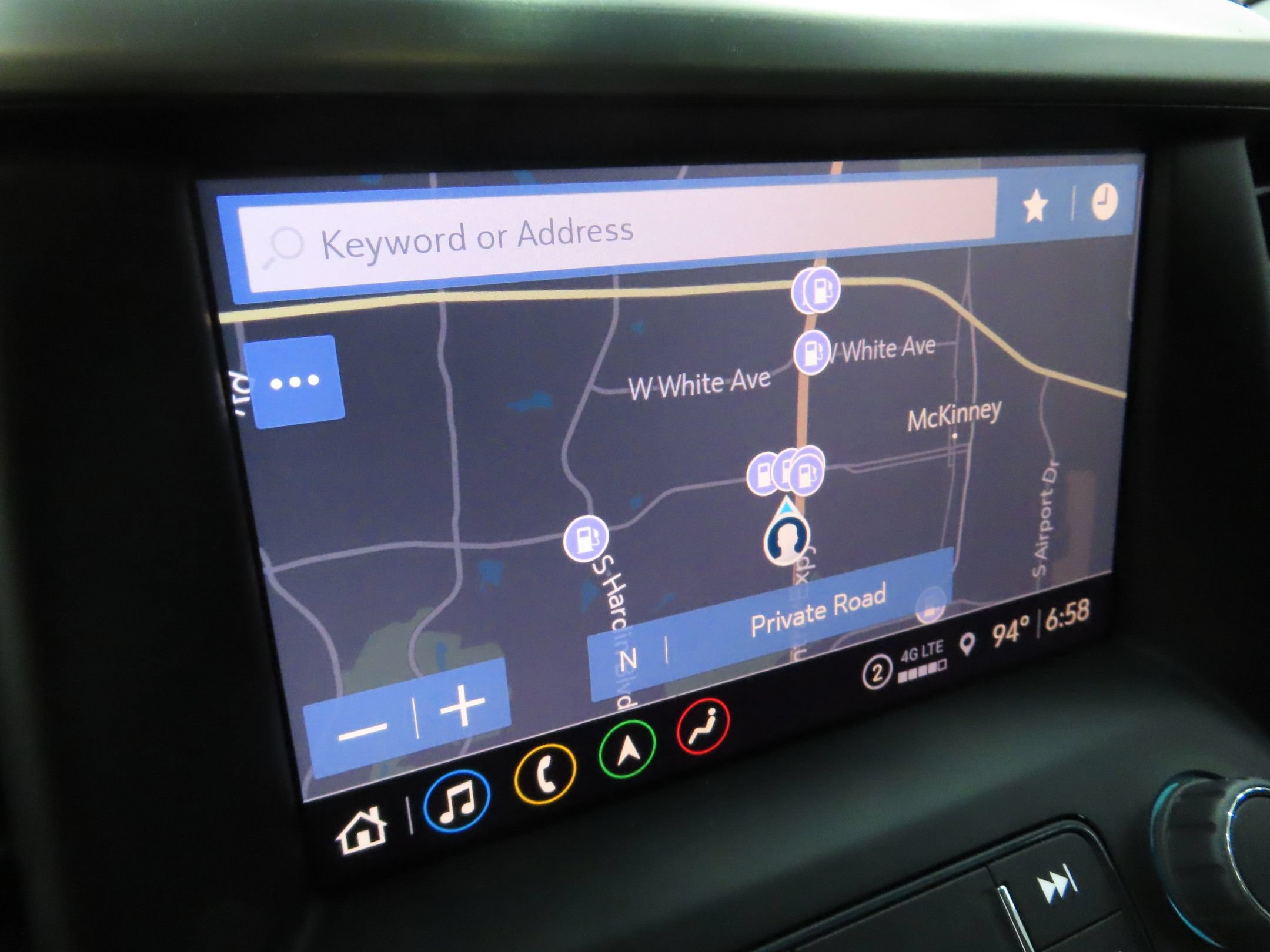 Used 2023 GMC Acadia SLT w/ Elevation Edition FWD image 19