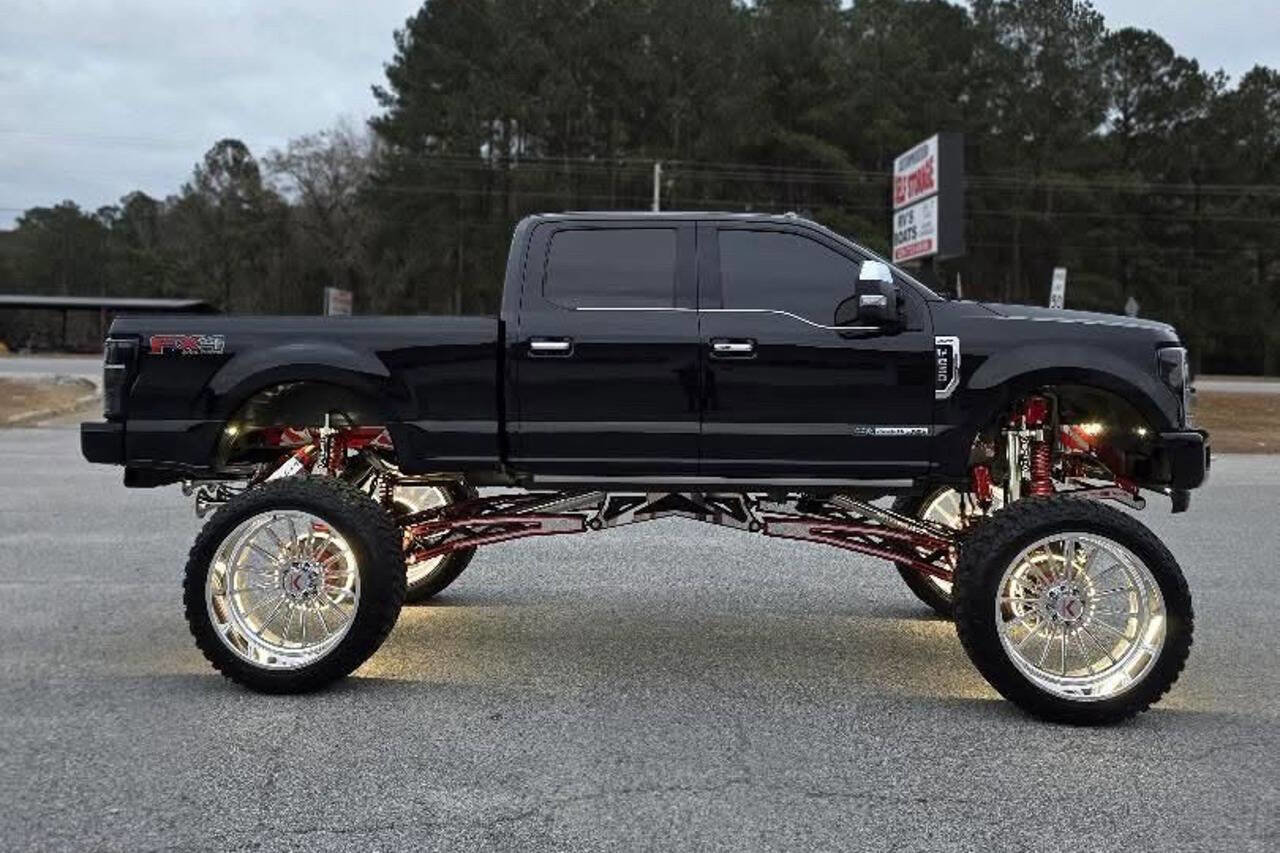 Used 2019 Ford F250 Platinum w/ Platinum Ultimate Package AWD/4WD image 8