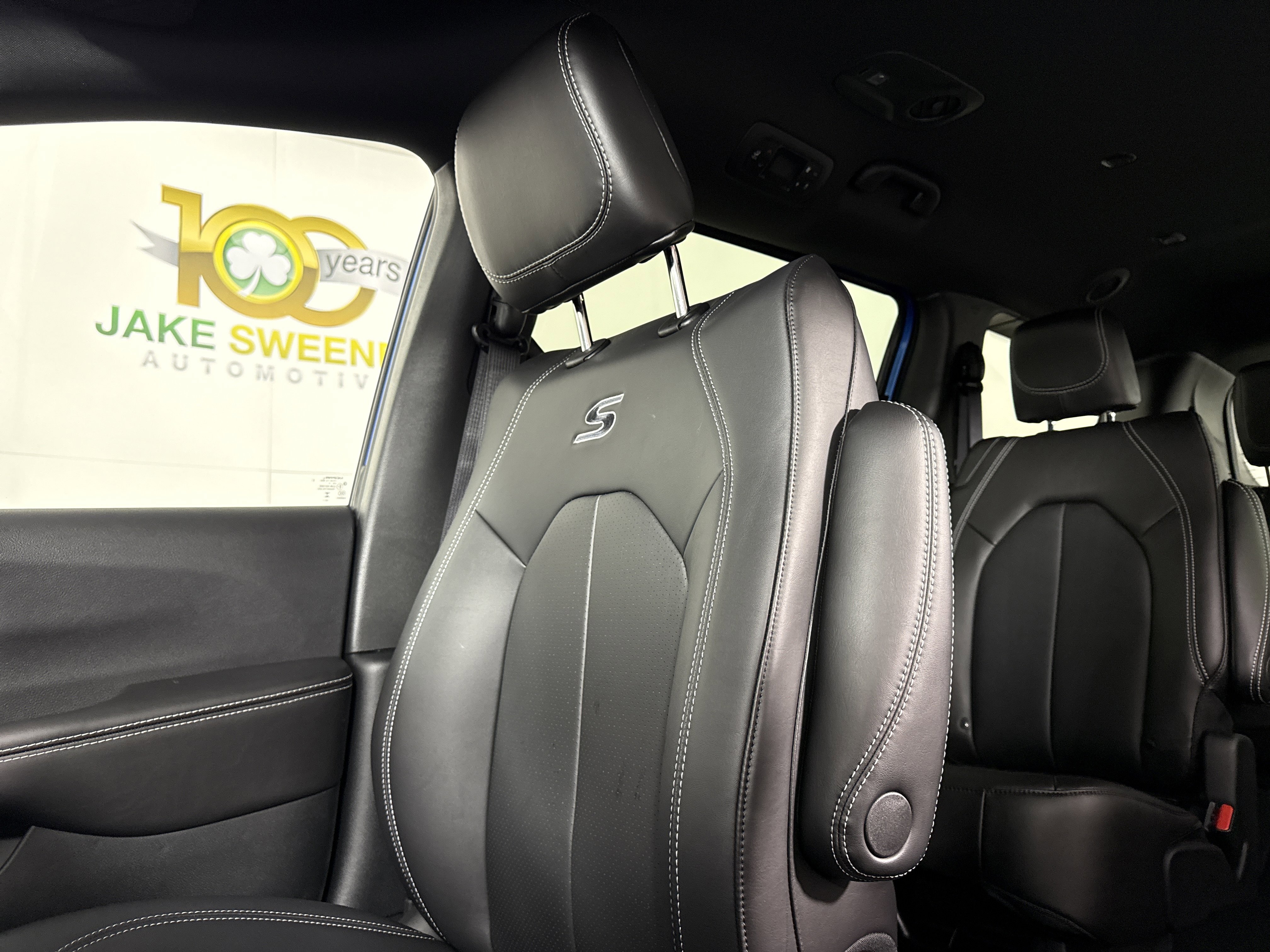 New 2026 Chrysler Pacifica Select image 48