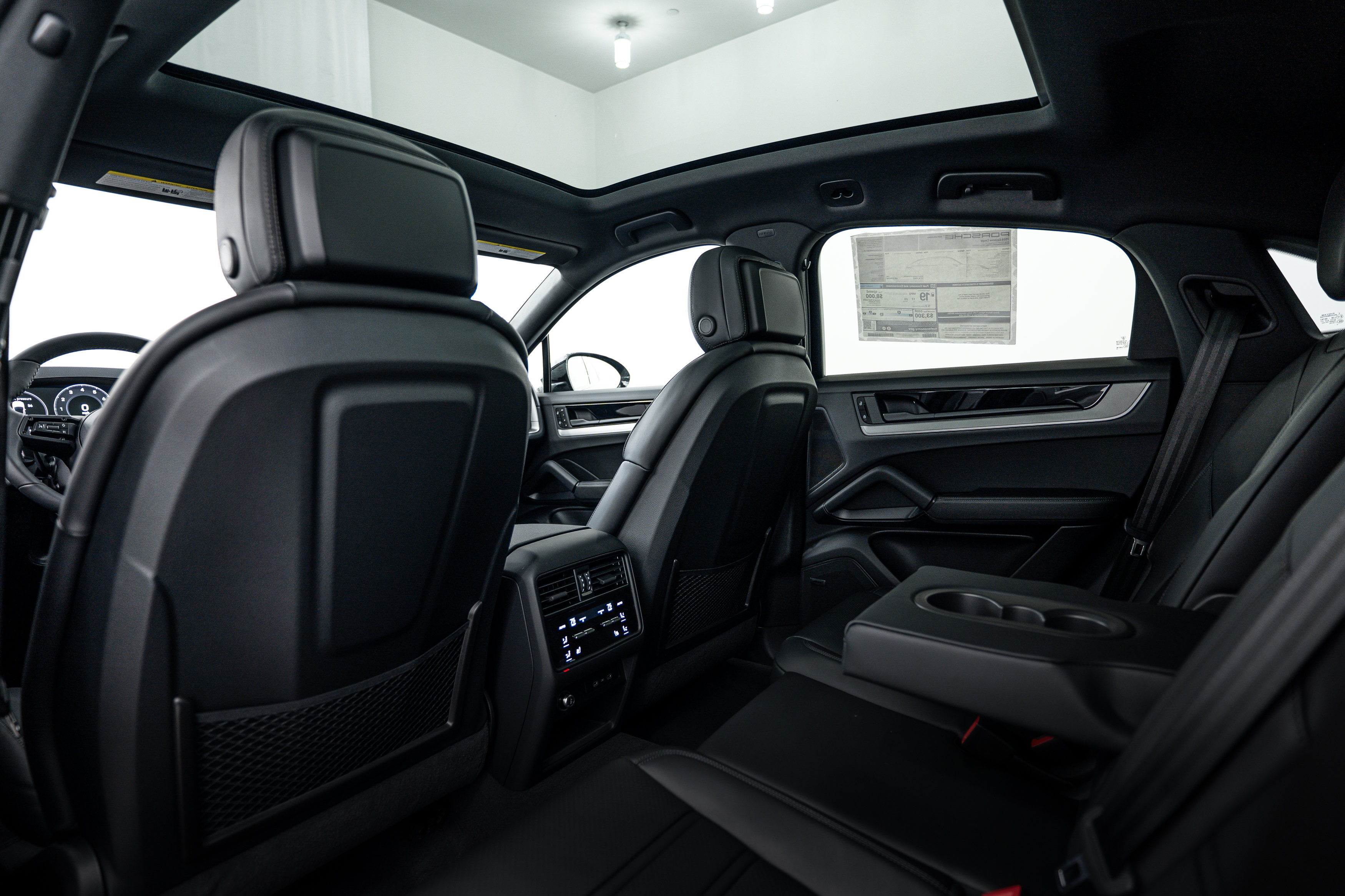 Certified 2026 Porsche Cayenne Coupe AWD/4WD image 24