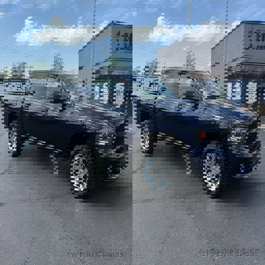 Used 2016 RAM 1500 Express w/ Popular Equipment Group image 2