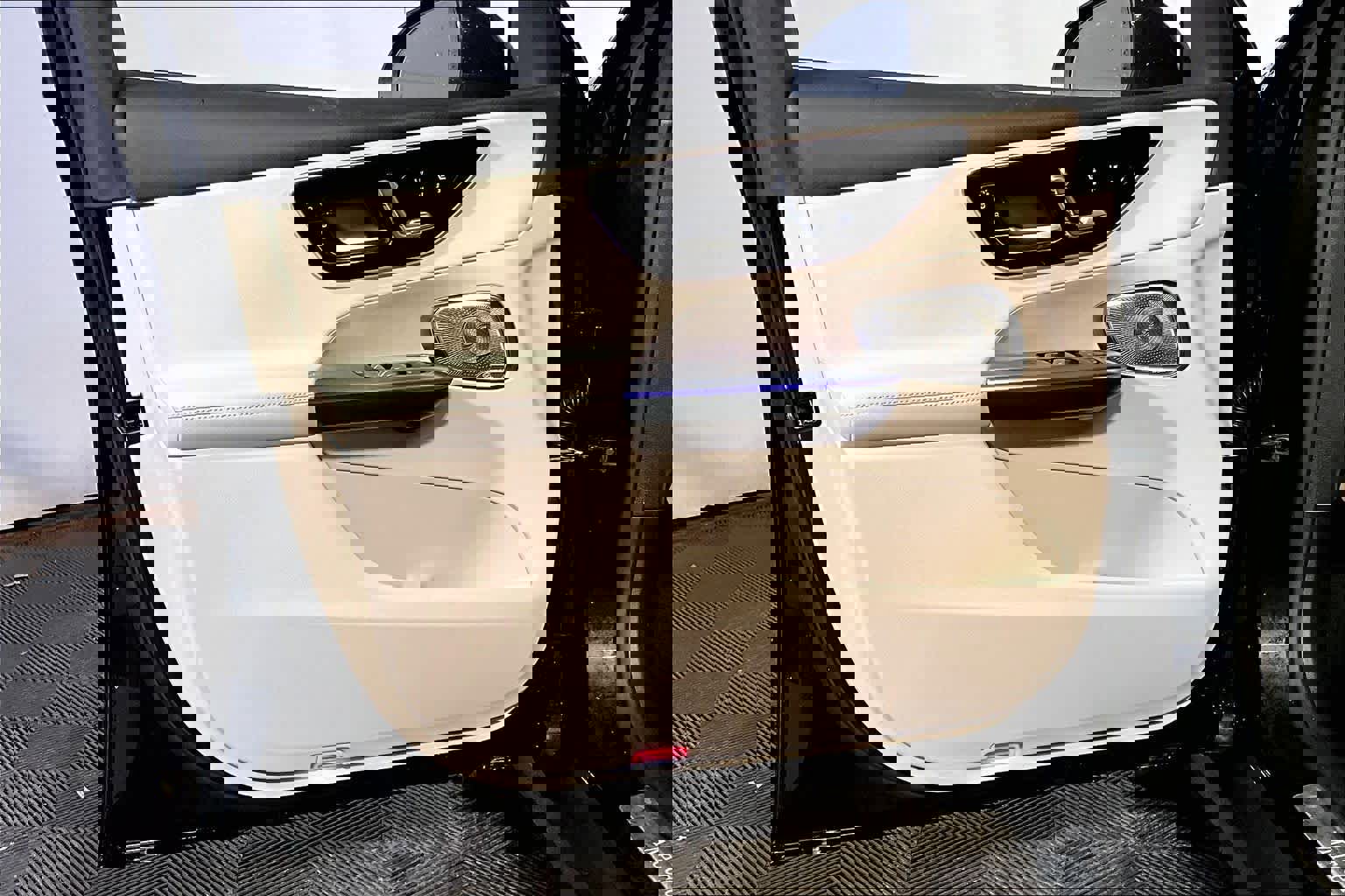 New 2026 Mercedes-Benz GLC 300 4MATIC image 11