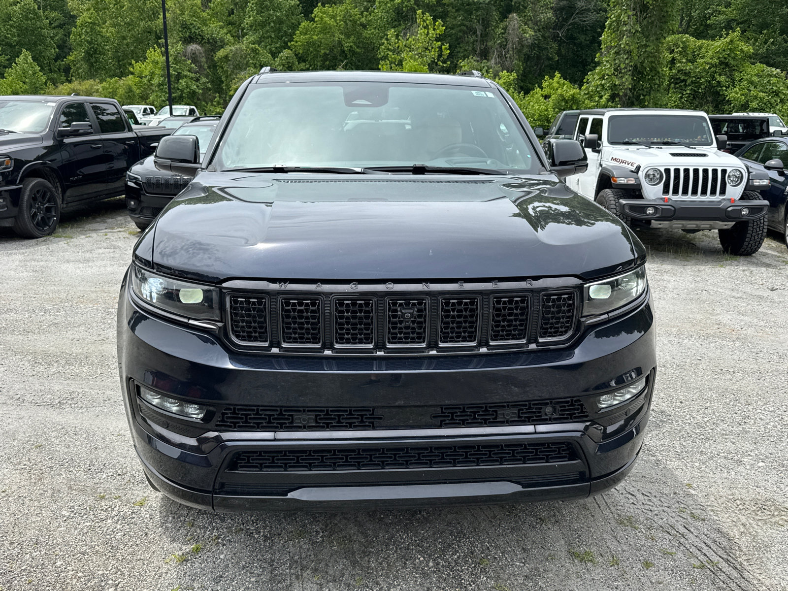 Certified 2025 Jeep Grand Wagoneer L Series III w/ Quick Order Packagew 28T AWD/4WD image 3