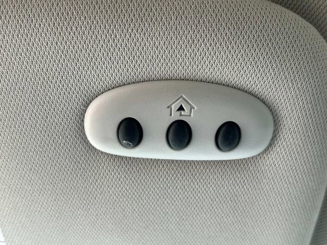 Used 2024 Ford Edge Titanium image 30