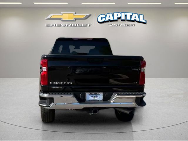 Used 2024 Chevrolet Silverado 2500 LT w/ Convenience Package image 5