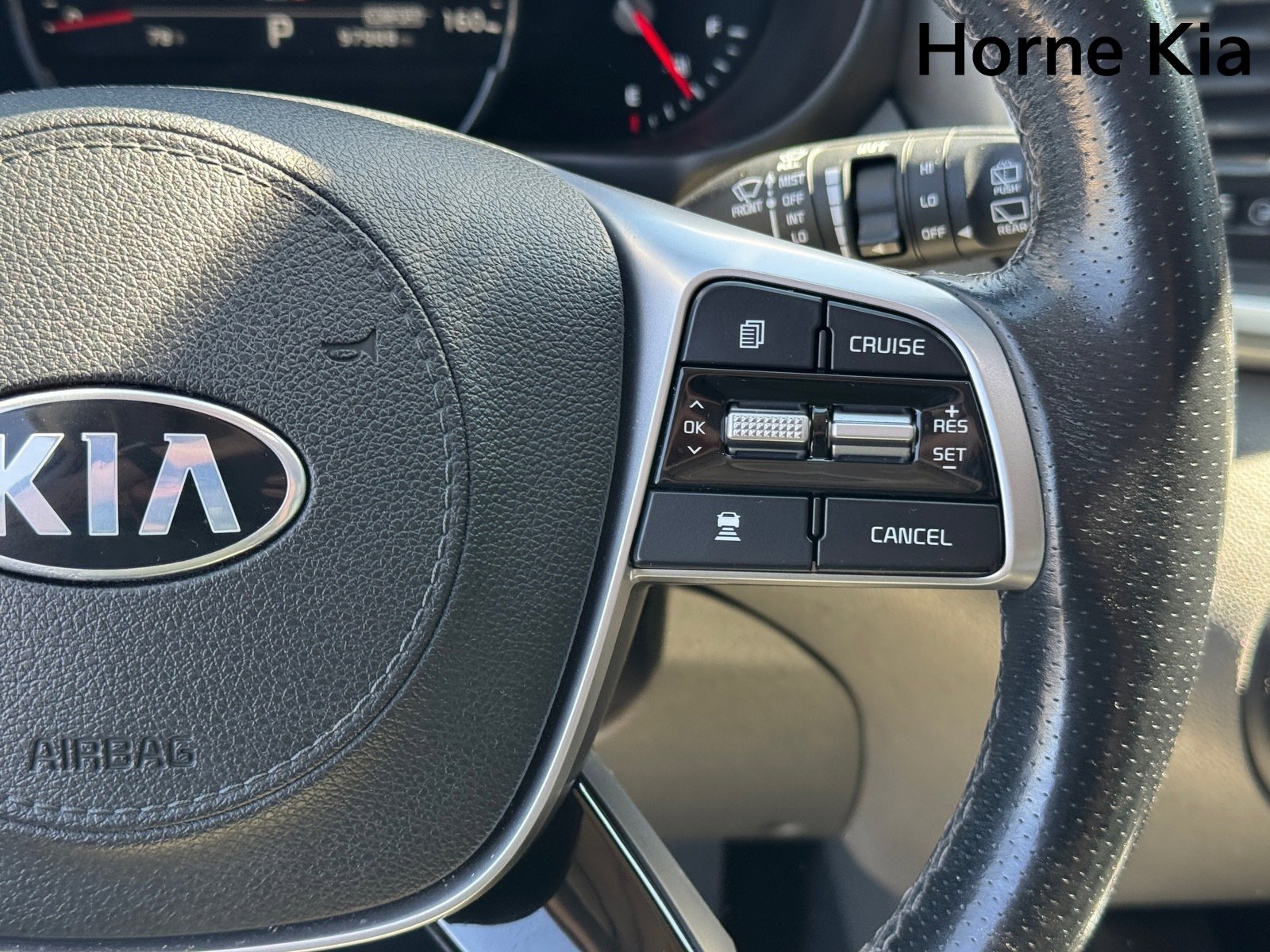 Used 2020 Kia Sorento SX image 19