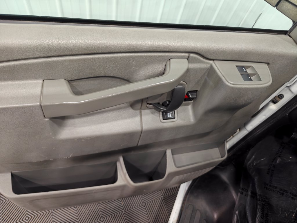 Used 2019 Chevrolet Express 3500 LS RWD image 34