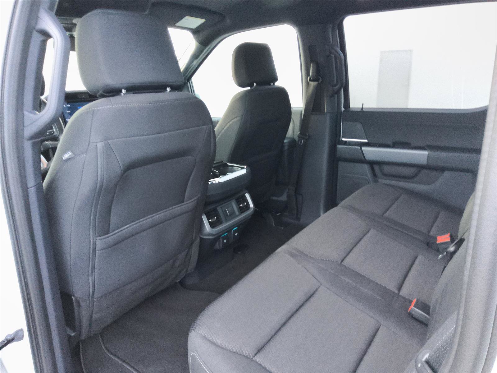 Used 2025 Ford F150 XLT w/ Equipment Group 302A MID AWD/4WD image 24