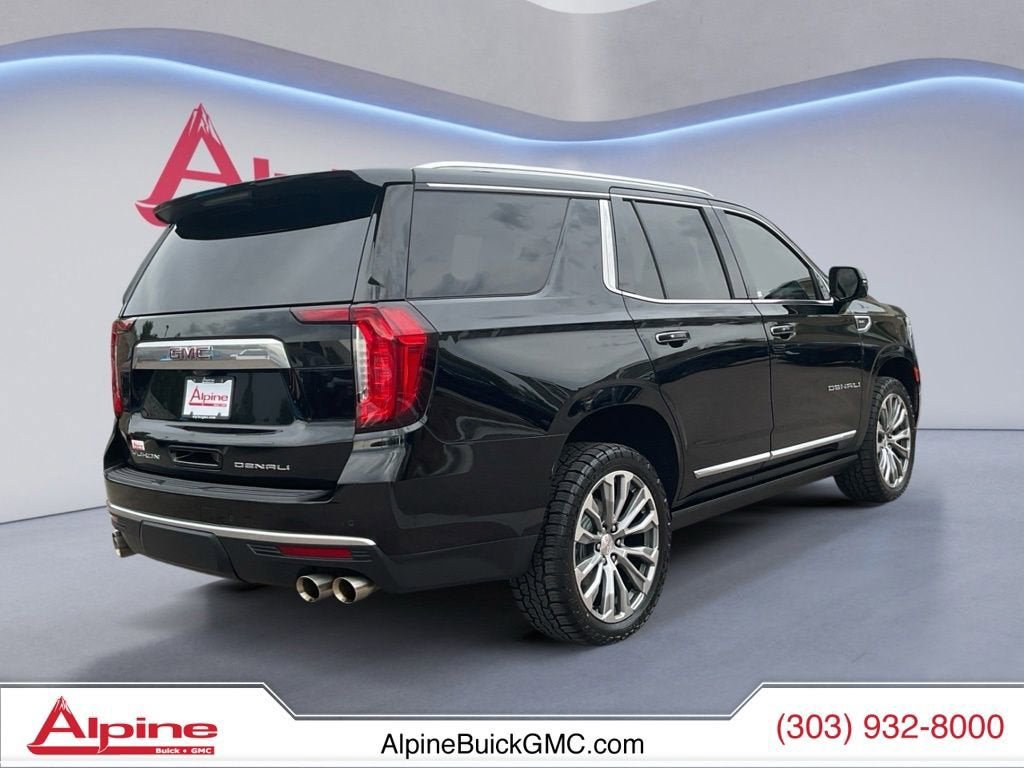 Used 2021 GMC Yukon Denali w/ Denali Premium Package AWD/4WD image 5