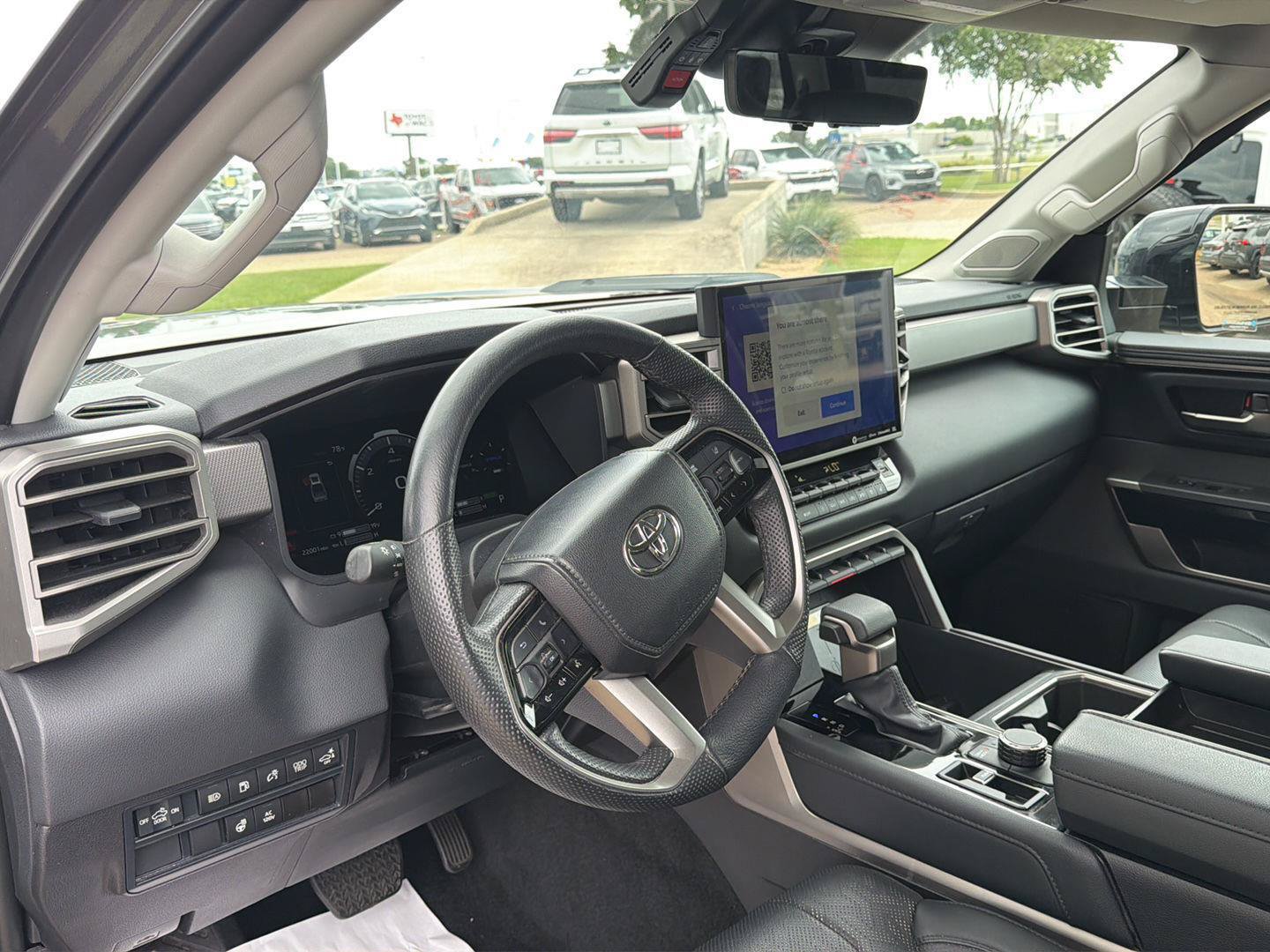 Used 2024 Toyota Tundra Limited AWD/4WD image 20