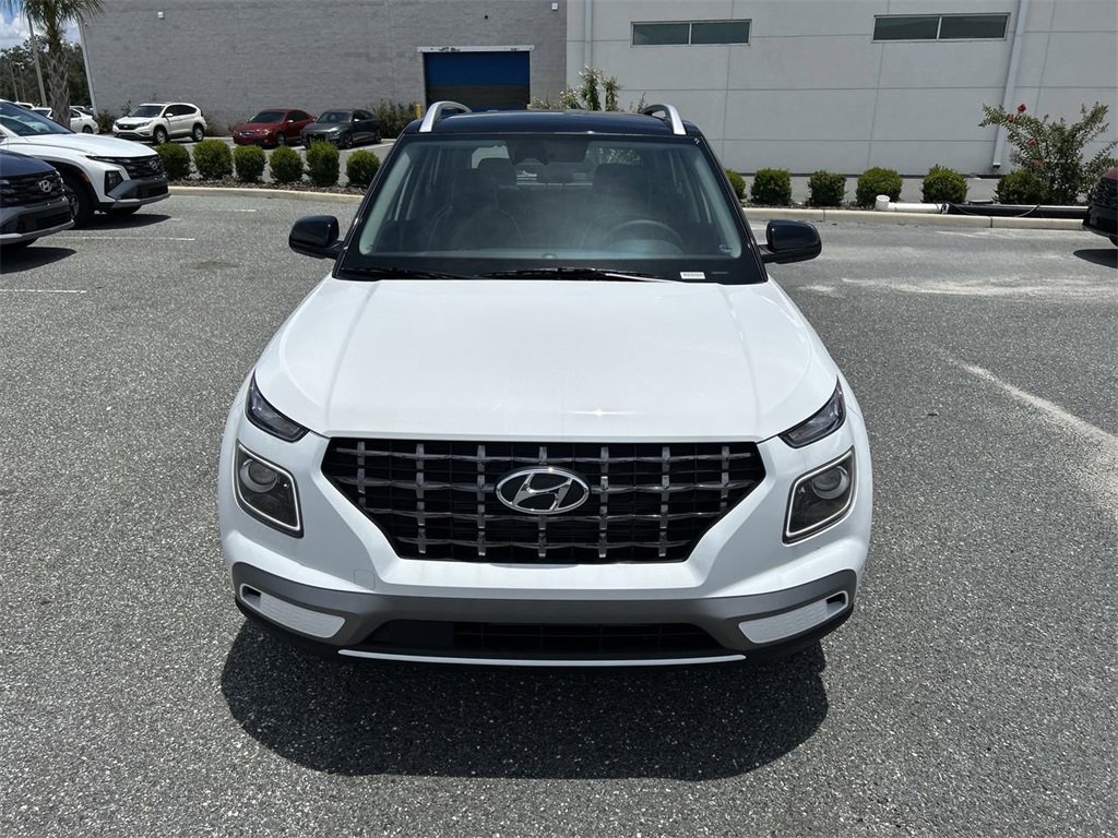 New 2025 Hyundai Venue Limited image 9