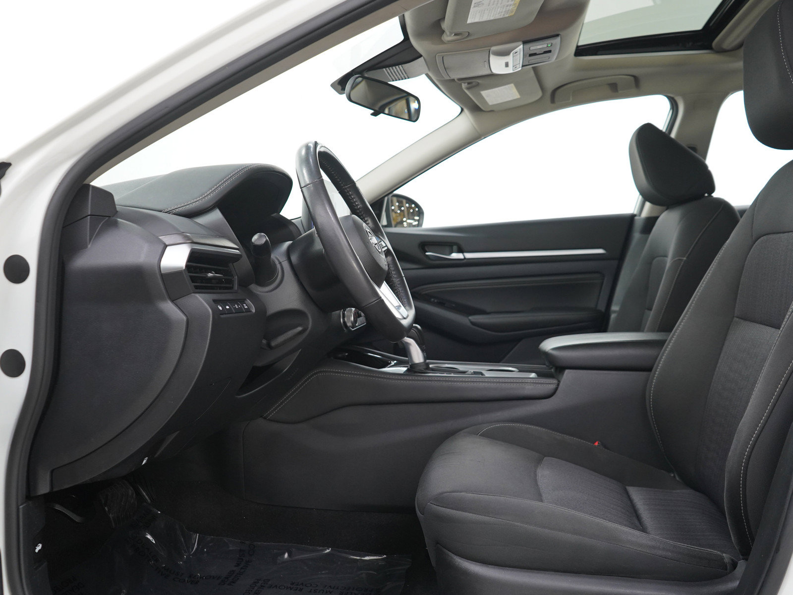 Used 2023 Nissan Altima 2.5 SV w/ SV Premium Package AWD/4WD image 22