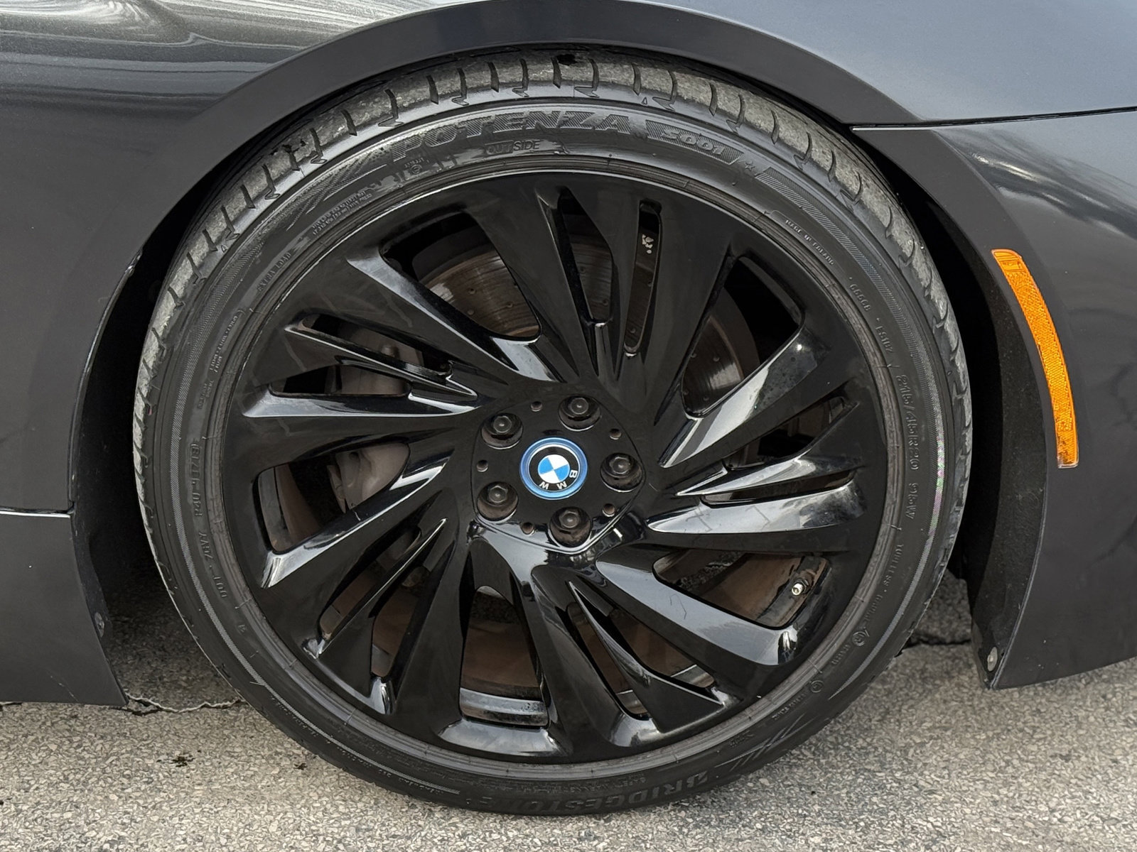 Used 2015 BMW i8 image 9