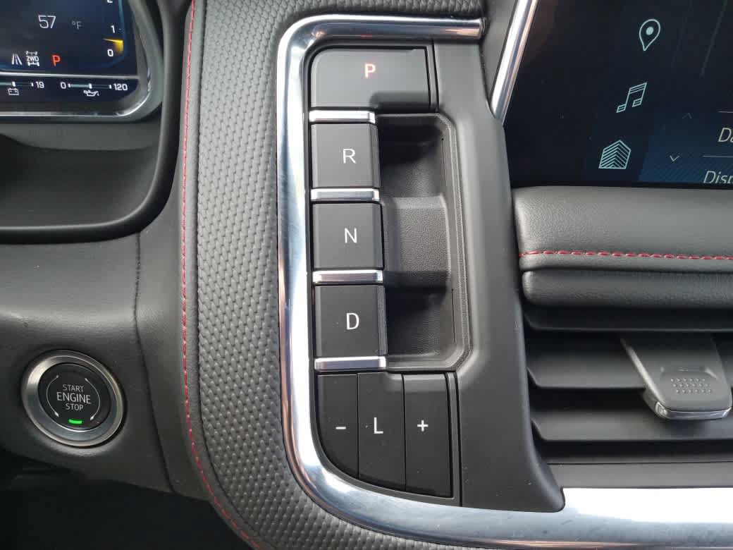 Used 2024 Chevrolet Suburban RST w/ Luxury Package AWD/4WD image 17