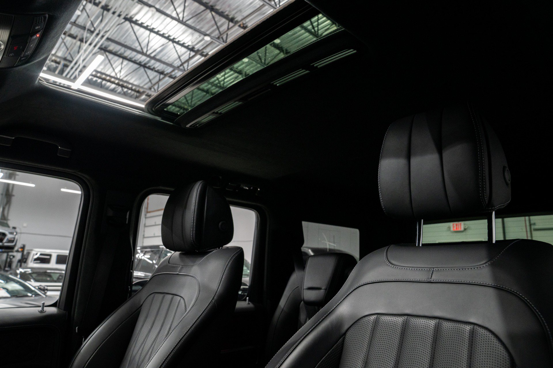 Used 2022 Mercedes-Benz G 550 image 17