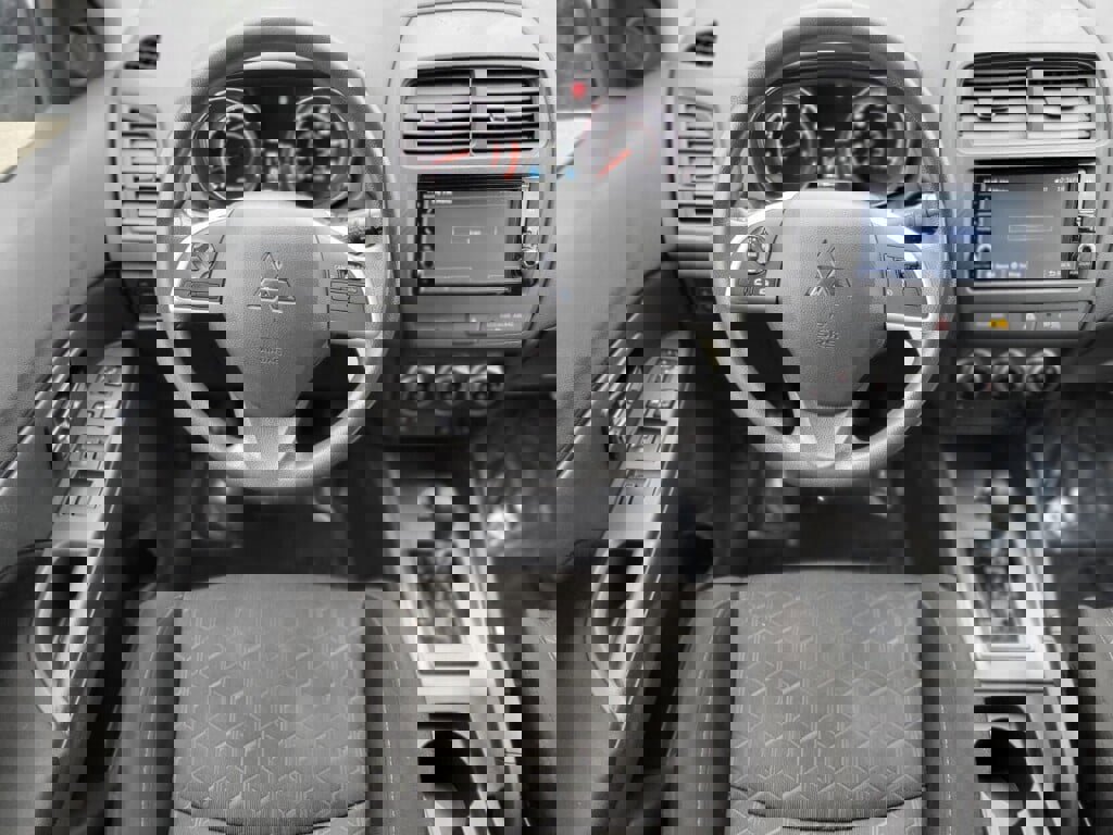 Used 2022 Mitsubishi Outlander Sport ES image 15