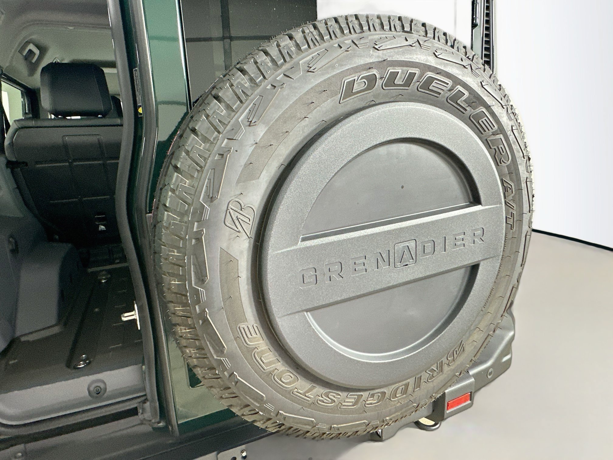 Used 2024 INEOS Grenadier Station Wagon AWD/4WD image 48