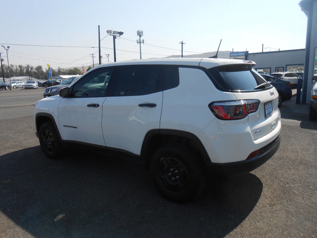 Used 2020 Jeep Compass Sport image 7