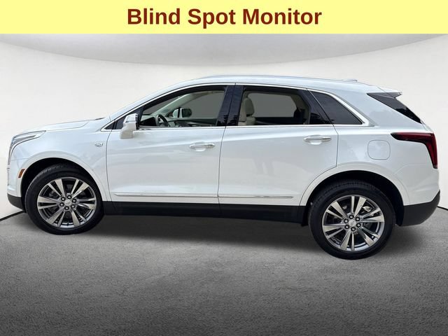 Used 2023 Cadillac XT5 Premium Luxury w/ LPO, Floor Liner Package AWD/4WD image 6