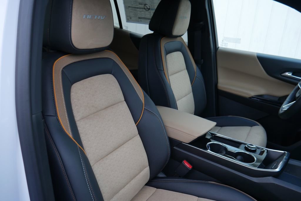 New 2026 Chevrolet Equinox ACTIV image 23