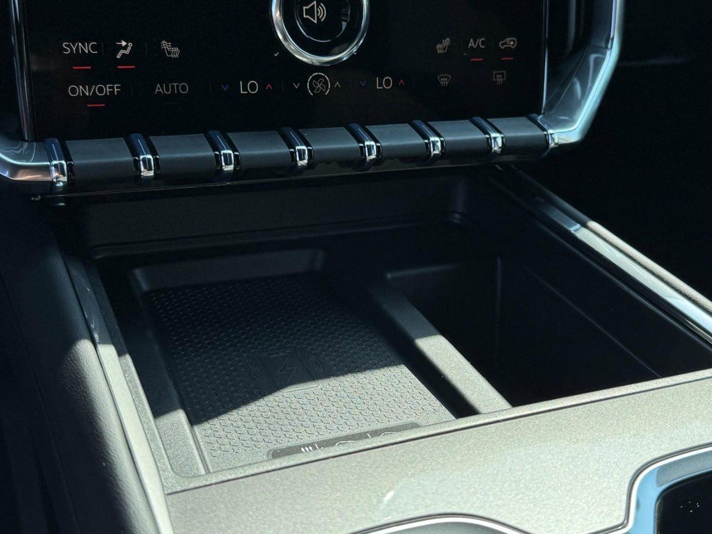 New 2026 GMC Acadia Elevation image 12