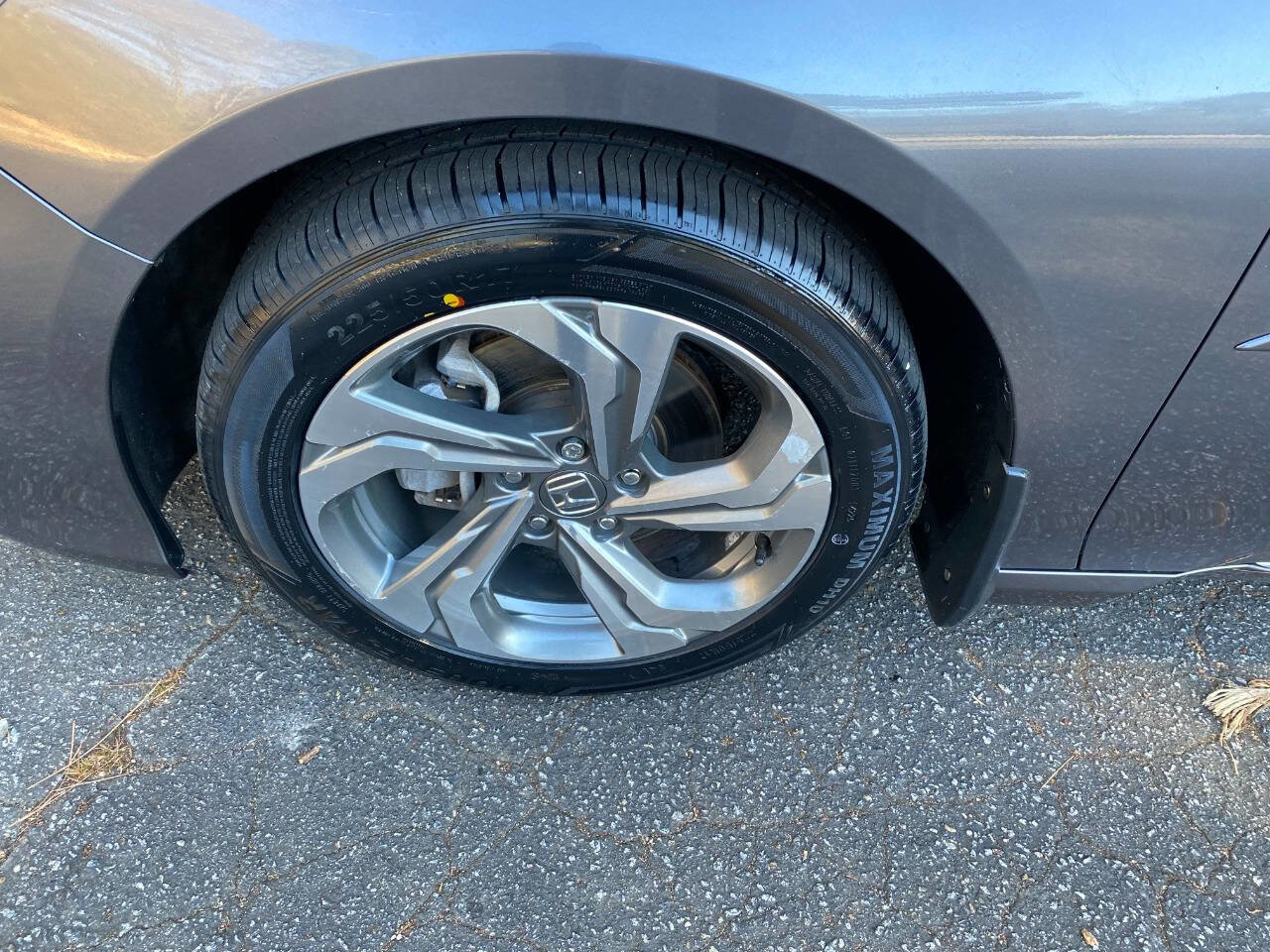 Used 2018 Honda Accord EX-L image 10