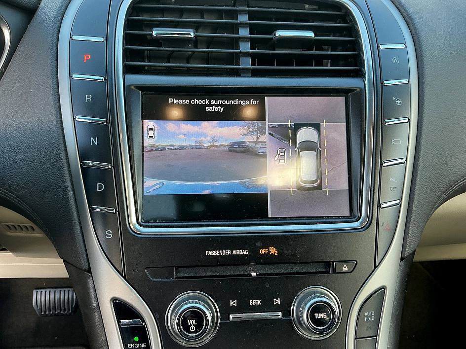 Used 2019 Lincoln Nautilus Reserve image 18