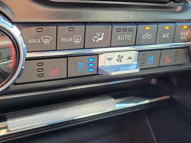Certified 2022 Ford F150 Lariat AWD/4WD image 10
