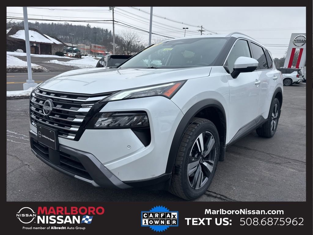 Certified 2025 Nissan Rogue SL w/ Tech Package image 3