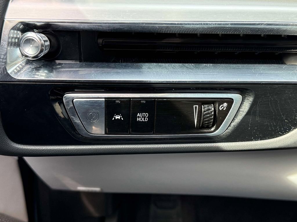 Used 2024 Cadillac Lyriq Sport image 29