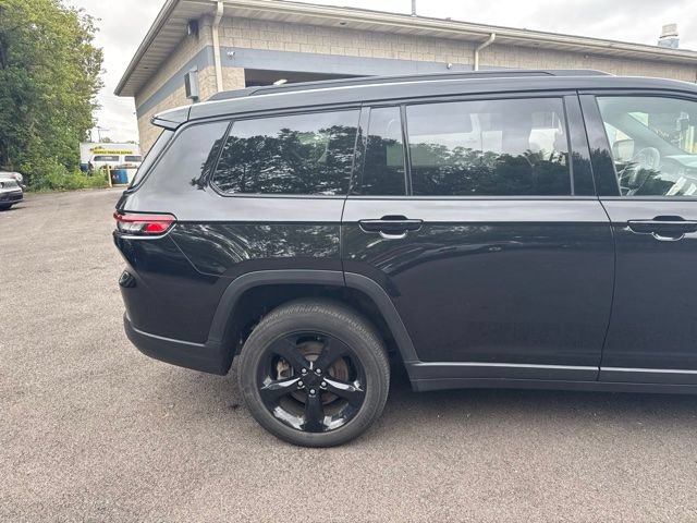 Used 2024 Jeep Grand Cherokee L Altitude AWD/4WD image 8