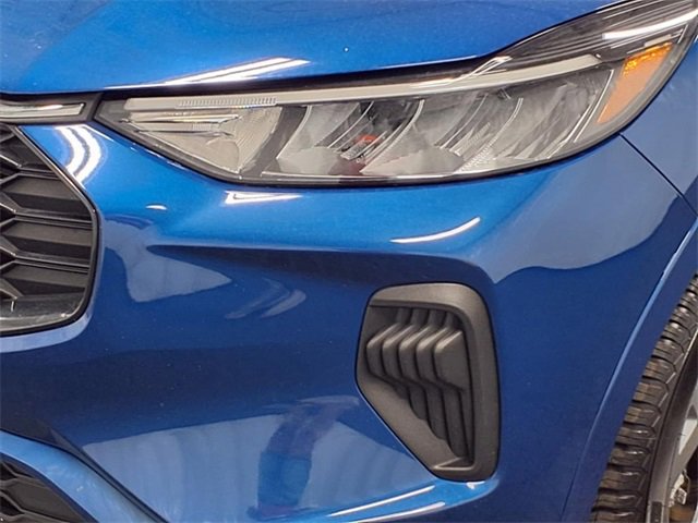 Certified 2023 Ford Escape ST-Line w/ Tech Pack #1 image 33