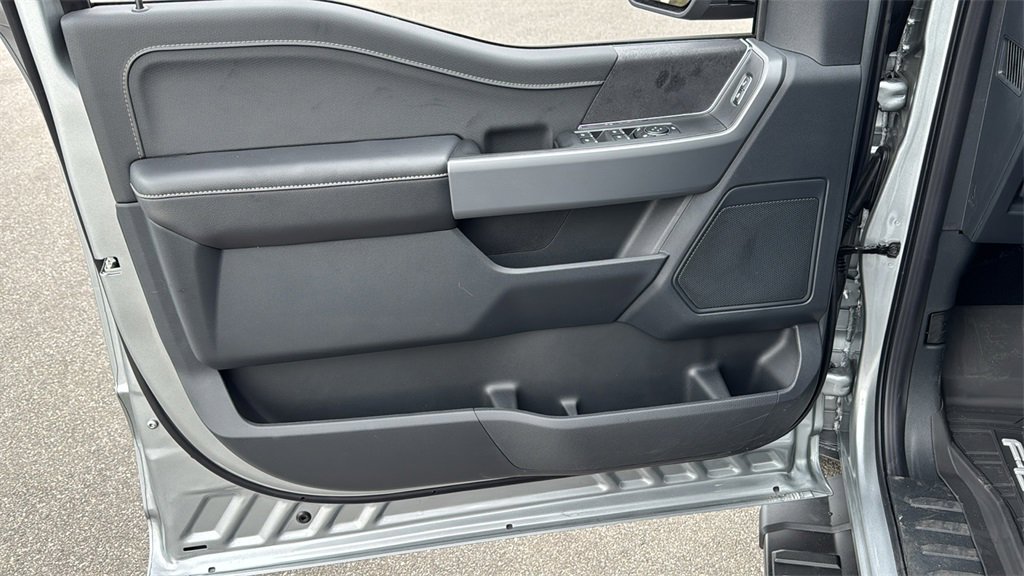 New 2025 Ford F150 XLT w/ Equipment Group 301A Standard image 6