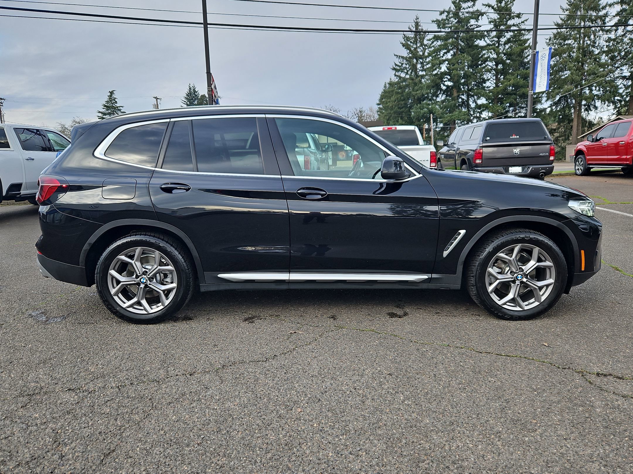 Used 2024 BMW X3 xDrive30i w/ Convenience Package image 6