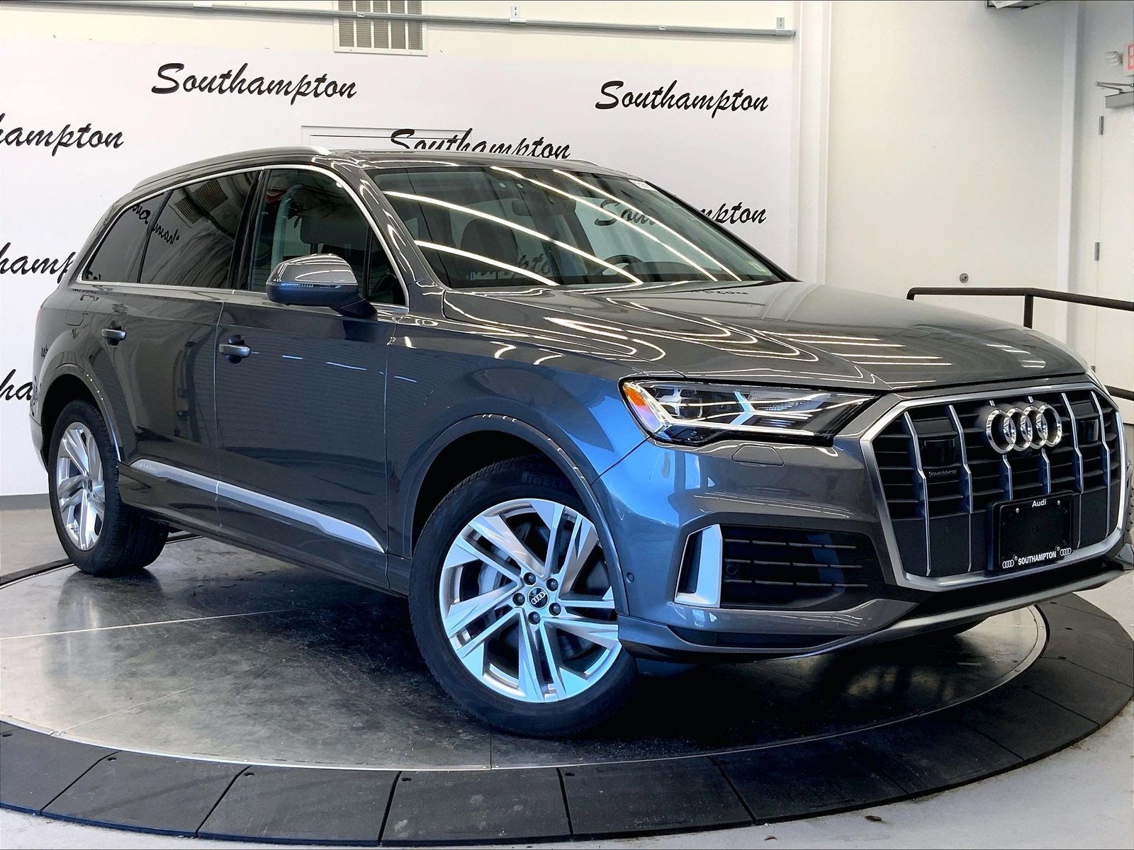 Certified 2023 Audi Q7 2.0T Premium w/ Convenience Package