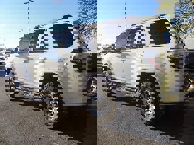 Used 2020 Toyota 4Runner SR5 Premium image 5