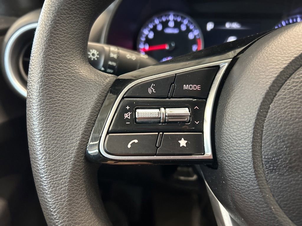 Certified 2023 Kia Forte LXS FWD image 9