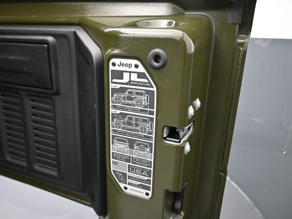 Used 2024 Jeep Wrangler Unlimited Rubicon 4xe image 47