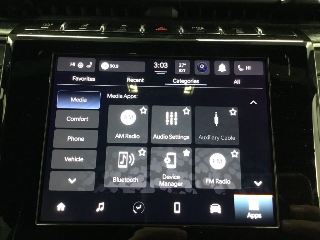 Used 2023 Jeep Grand Cherokee Altitude image 32