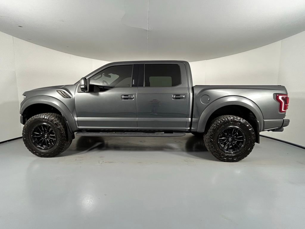 Used 2019 Ford F150 Raptor w/ Equipment Group 802A Luxury AWD/4WD image 4