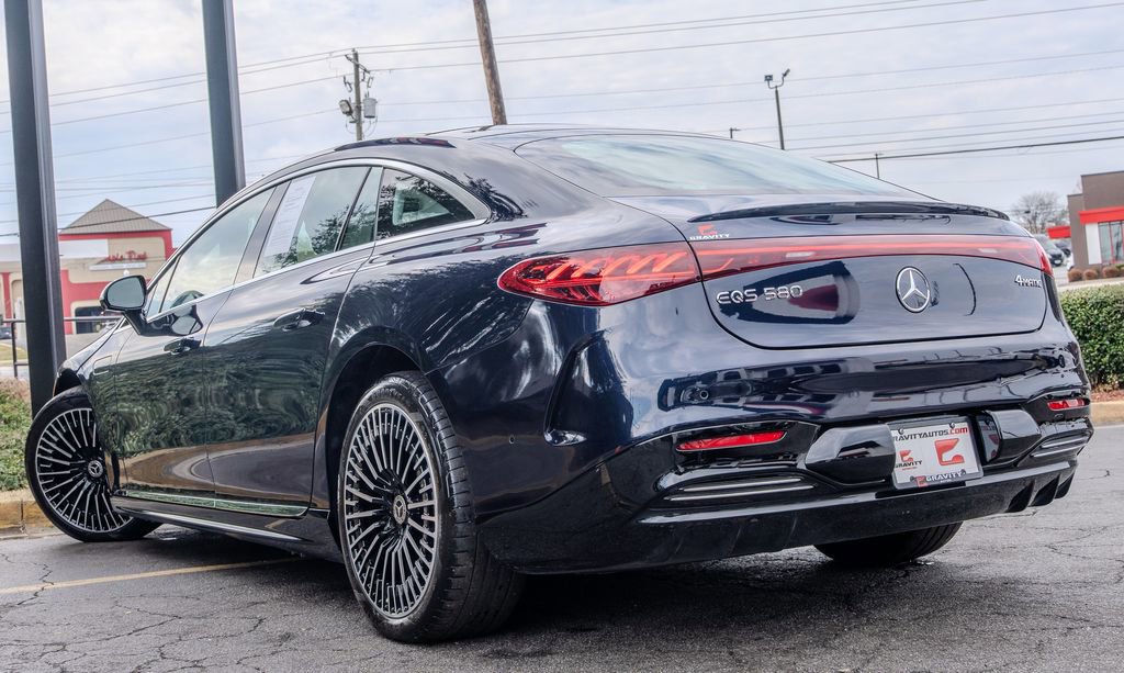 Used 2023 Mercedes-Benz EQS 580 4MATIC Sedan image 4