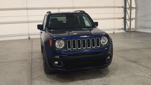 Used 2018 Jeep Renegade Latitude FWD image 7