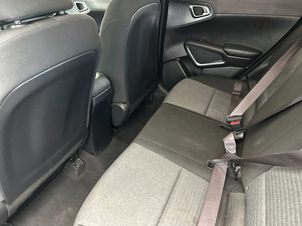 Used 2021 Kia Soul S FWD image 11