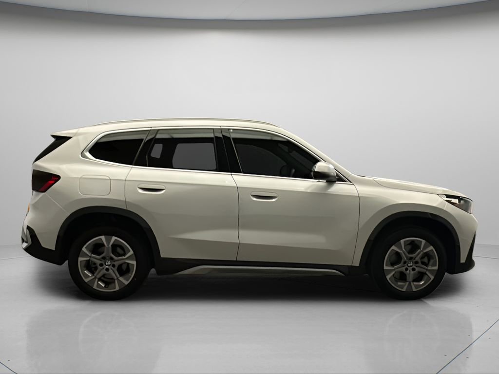 Used 2023 BMW X1 xDrive28i w/ Premium Package image 8