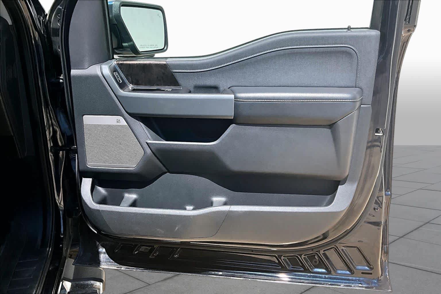 Used 2021 Ford F150 Lariat w/ Equipment Group 502A High AWD/4WD image 23