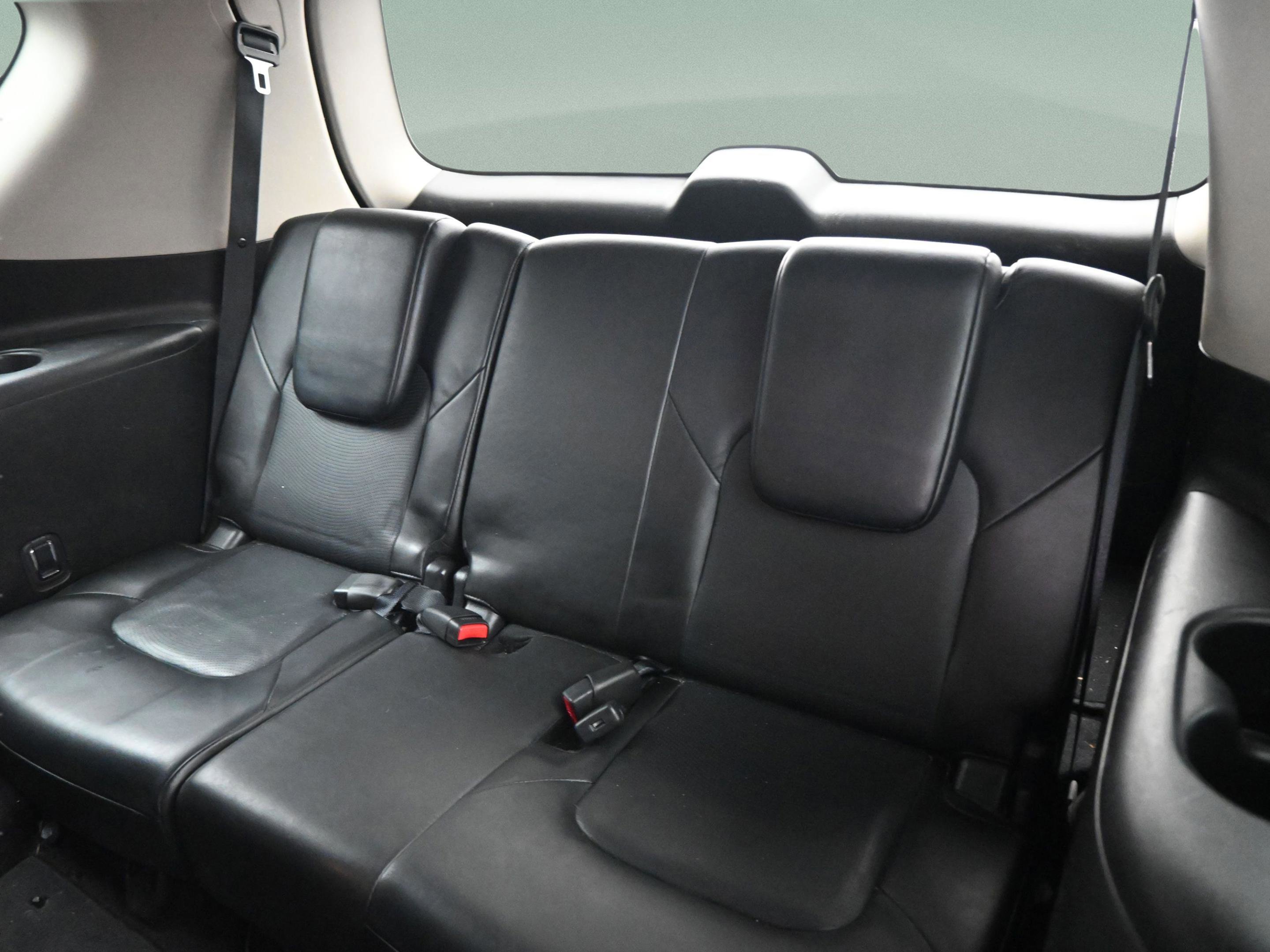 Used 2018 Nissan Armada Platinum w/ Interior Lighting Package AWD/4WD image 35