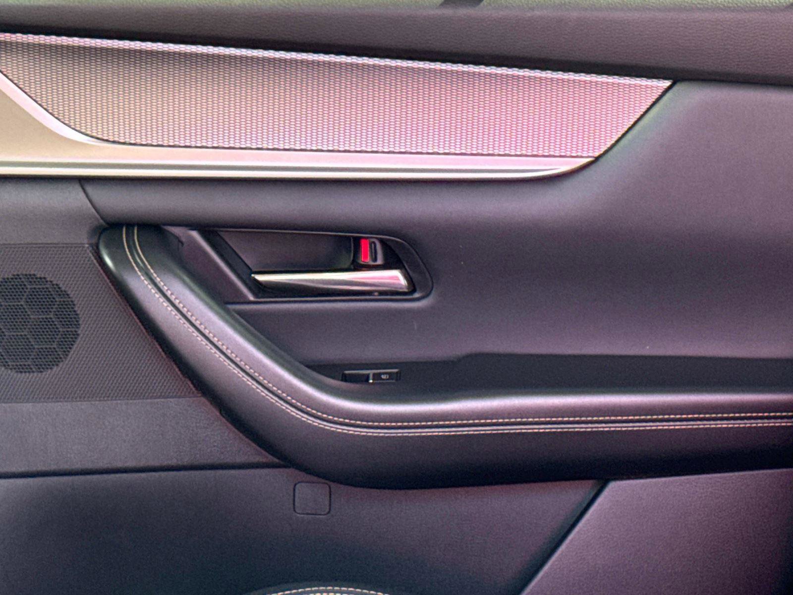 Certified 2024 MAZDA CX-90 Plug-In Hybrid w/ Preferred image 16