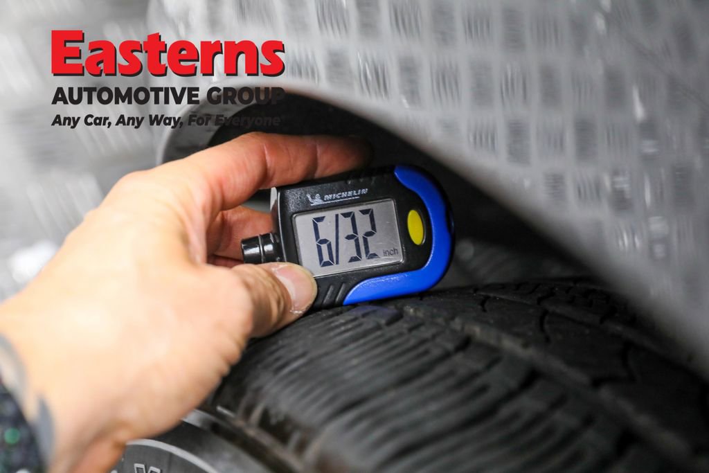 Used 2023 Porsche Macan T image 29