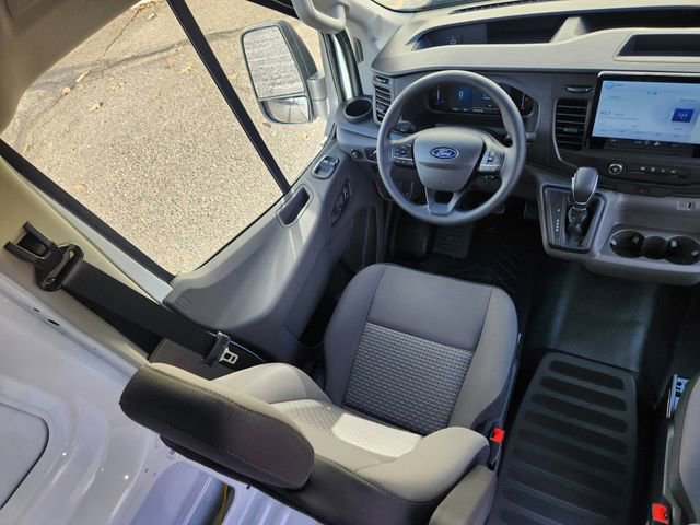 New 2026 Ford Transit 250 148 Medium Roof Extended AWD image 10