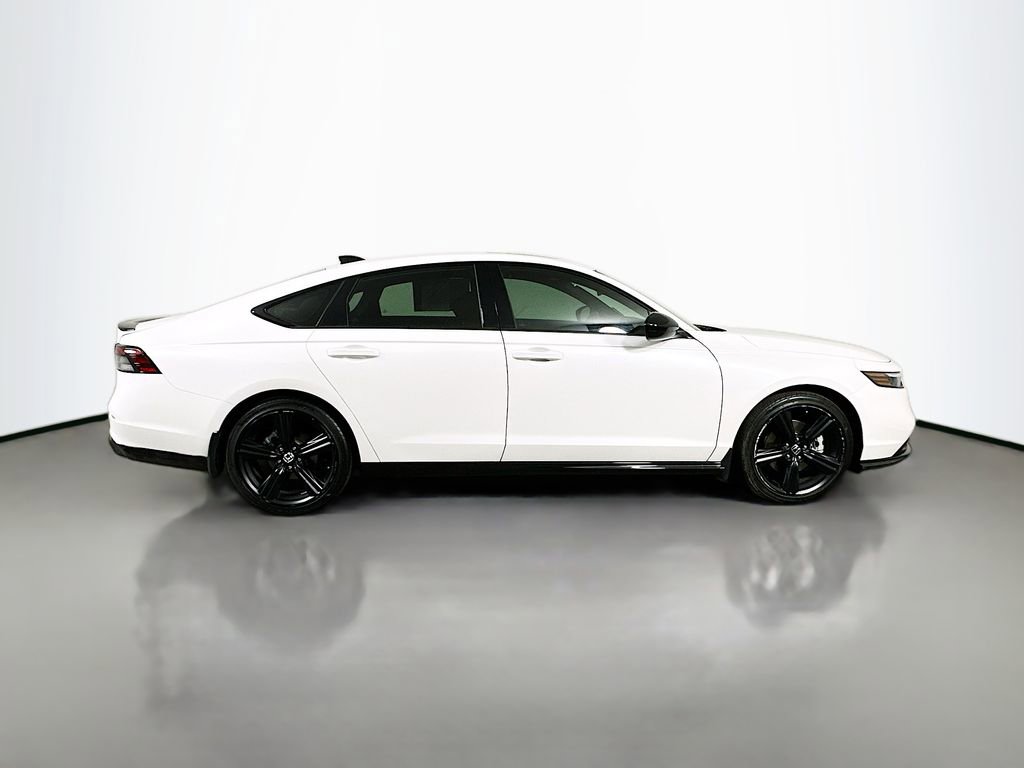 Used 2025 Honda Accord Sport image 7